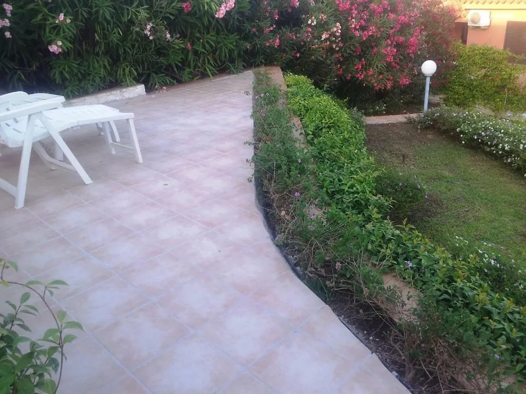 Villa Blumarin Golfo Aranci Gæstehus